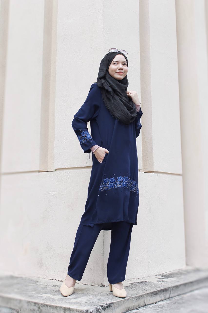zahrah blue front jubahseluarzarah_bygaleriaddeen