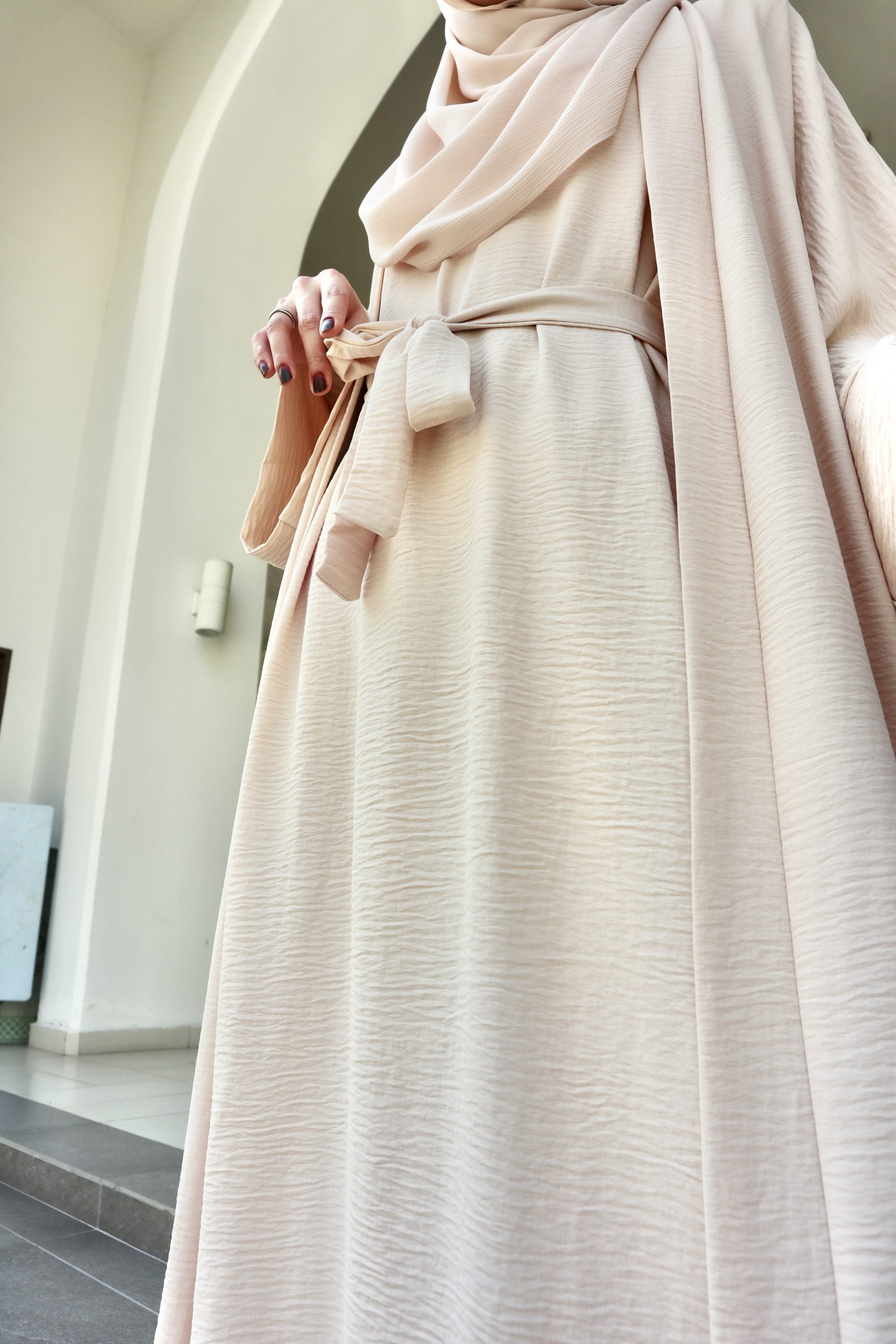 noura abaya cream latte closeup nourabaya_bygaleriaddeen