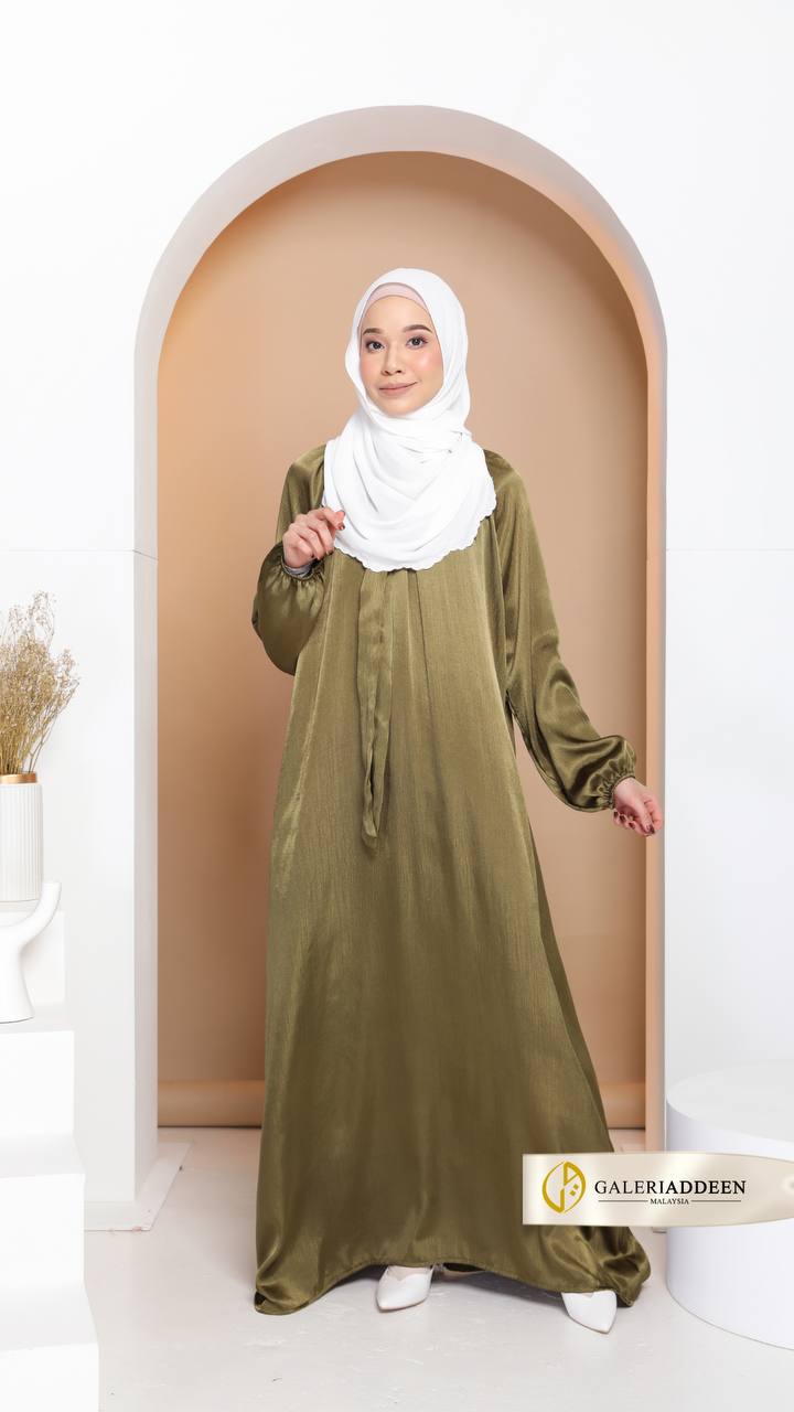 Amaya Dress in Olive pose amayadress_bygaleriaddeen
