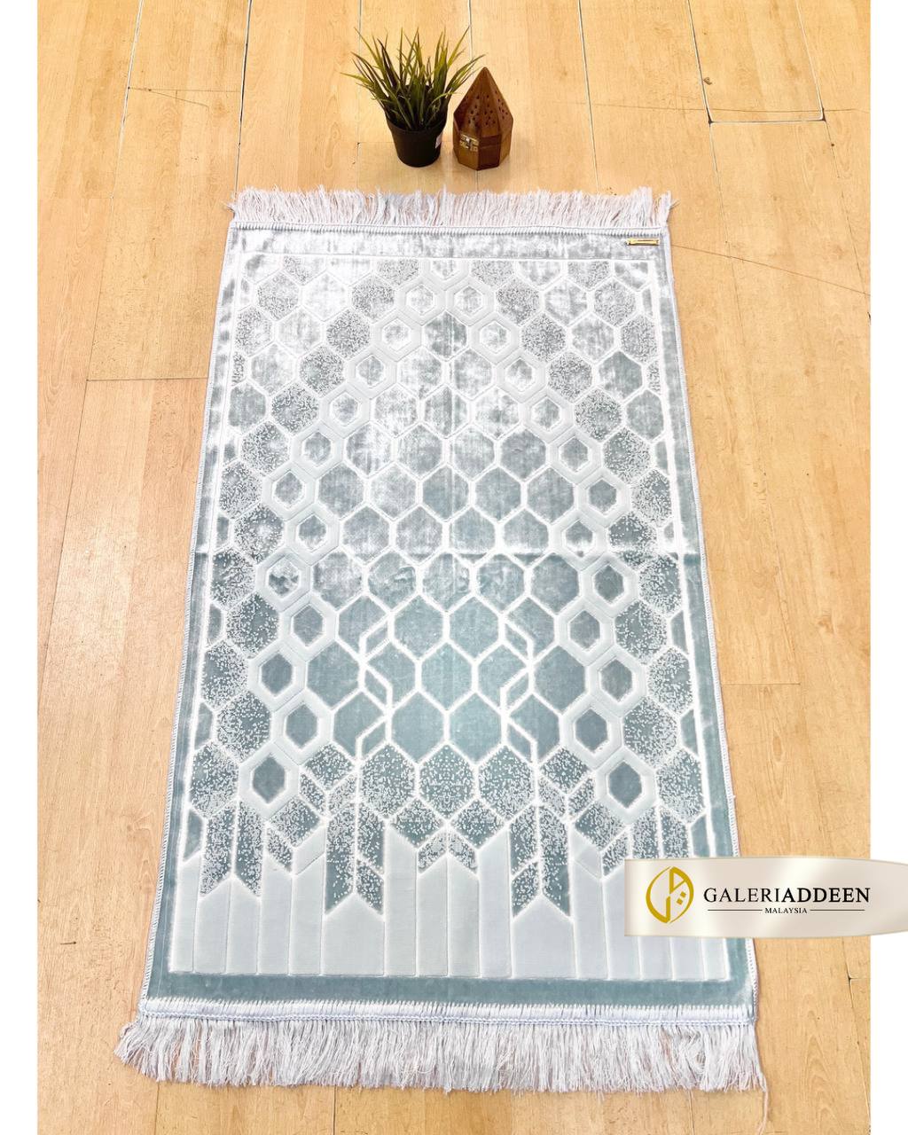 honeycomb blue sejadahelkhayr_bygaleriaddeen