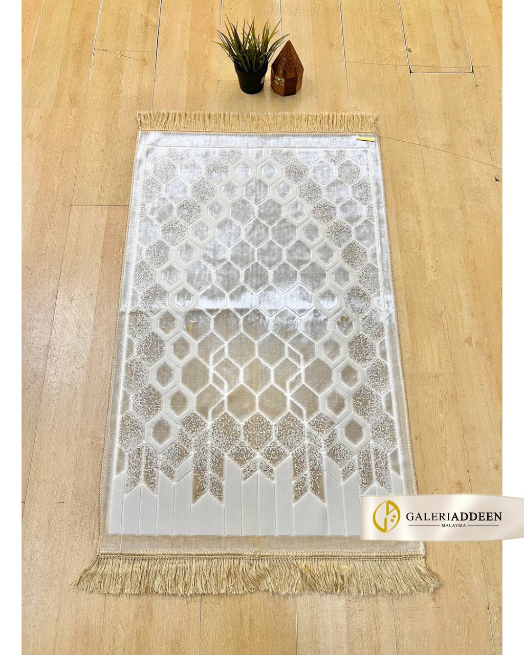 honeycomb yellow sejadahelkhayr_bygaleriaddeen