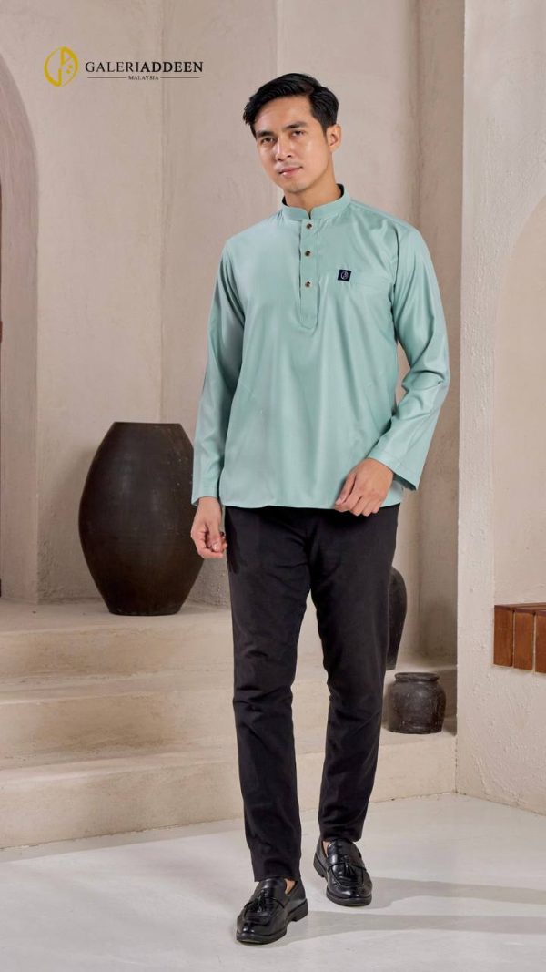 kurtaumair_bygaleriaddeen