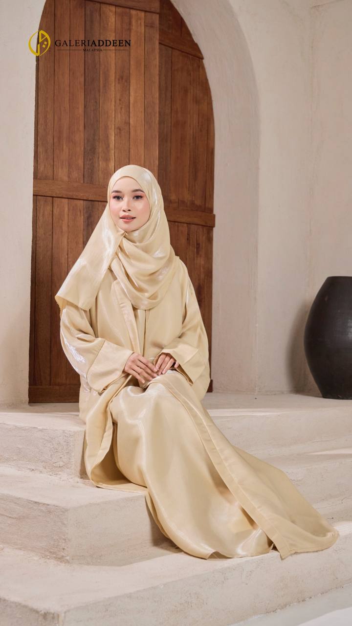 abaya rayana cream stairs abayarayana_bygaleriaddeen