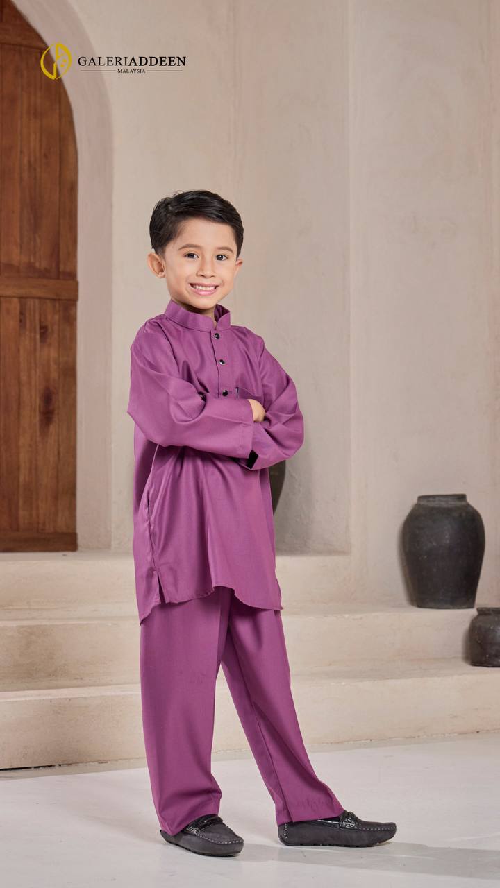 kurta yusuf in plum purple side kurtayusuf_bygaleriaddeen