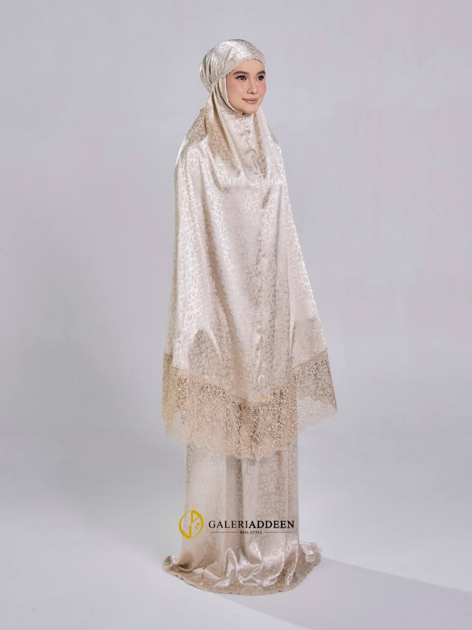 Telekung maleeqa in beige full 2 telekungmaleeqa_bygaleriaddeen