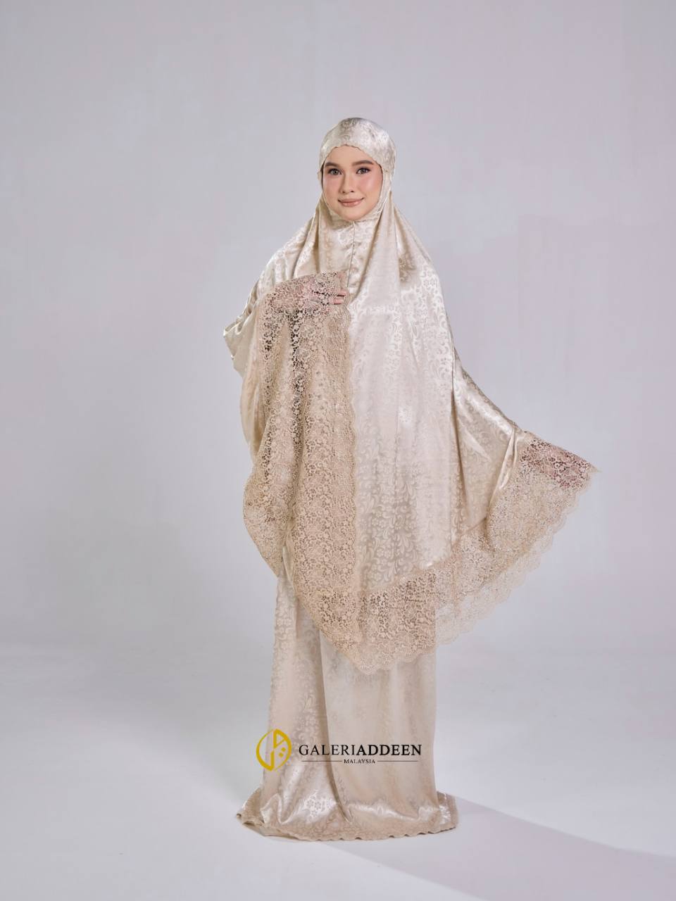 Telekung maleeqa in beige full 4 telekungmaleeqa_bygaleriaddeen