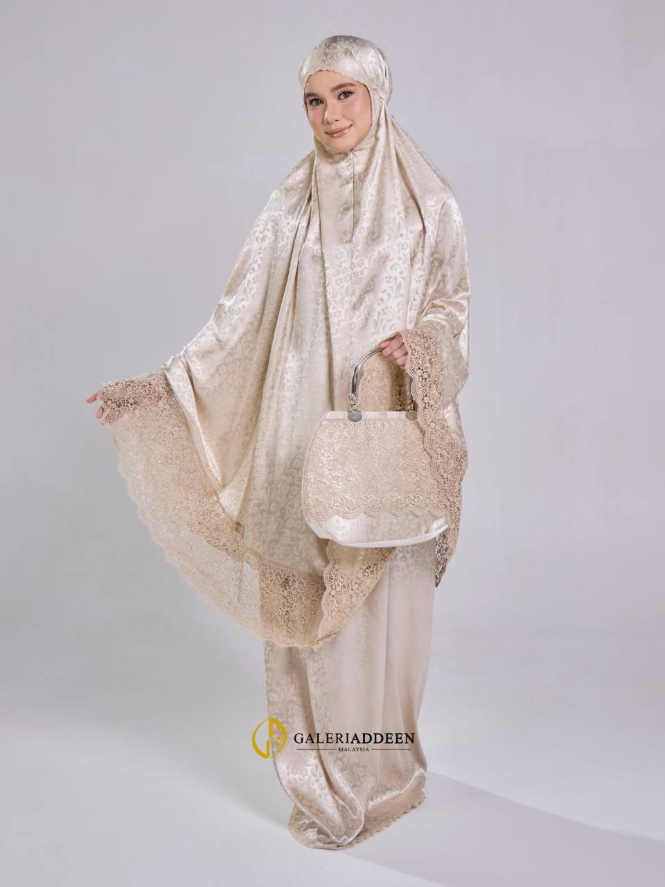 Telekung maleeqa in beige full telekungmaleeqa_bygaleriaddeen