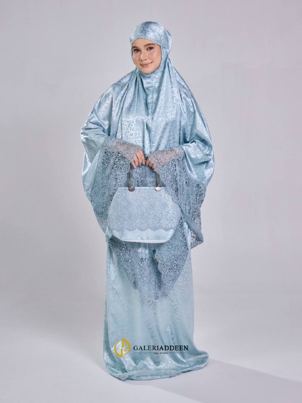 Telekung maleeqa in powder blue full 4 telekungmaleeqa_bygaleriaddeen