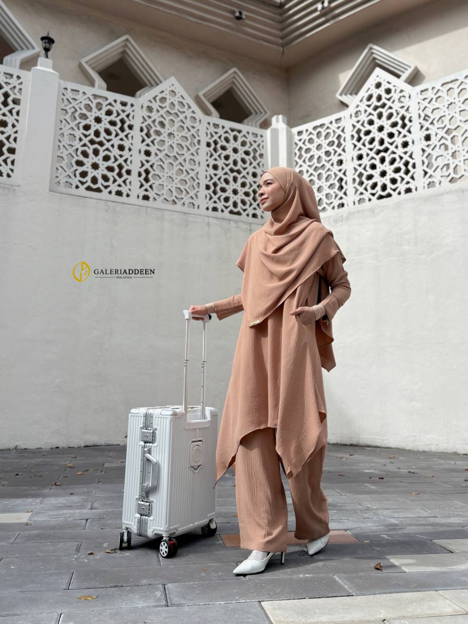 ilmira set light brown luggage ilmiraumrahset_bygaleriaddeen
