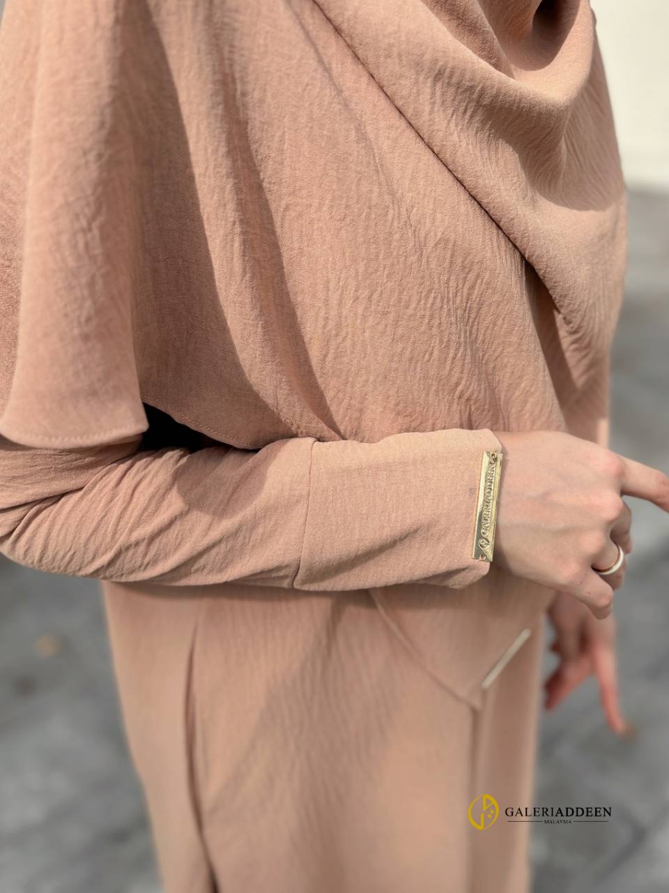 ilmira set light brown sleeves ilmiraumrahset_bygaleriaddeen