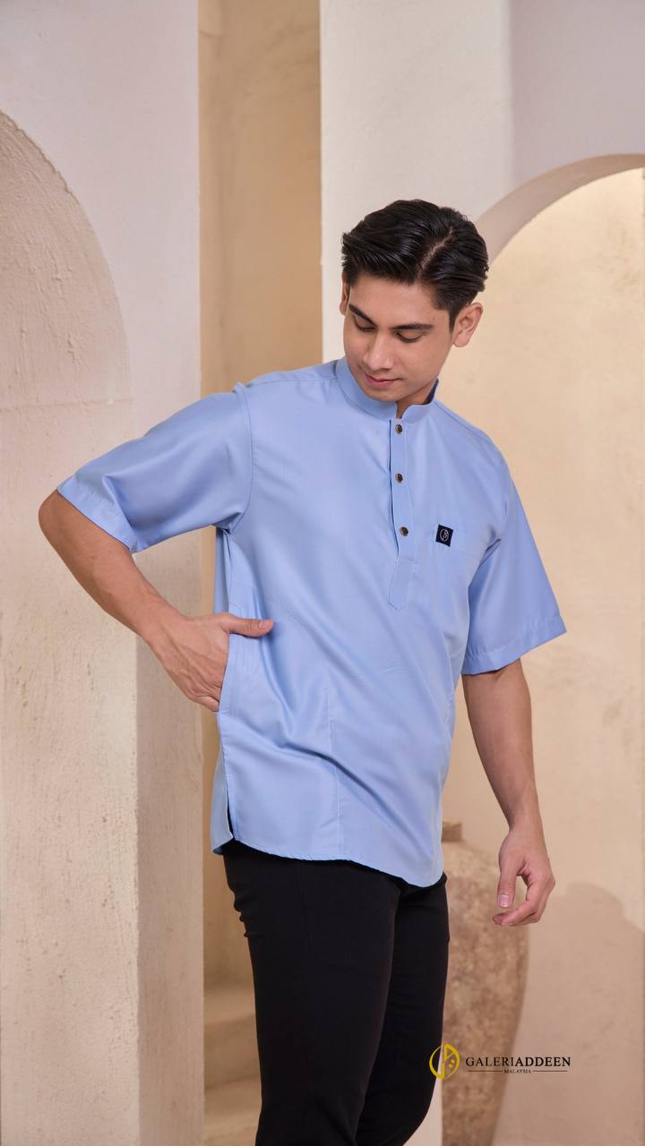 rizq 2.0 baby blue pocket pose kurtarizq_bygaleriaddeen