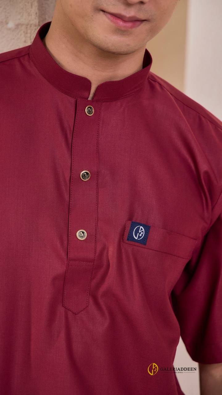 rizq 2.0 maroon button deets kurtarizq_bygaleriaddeen