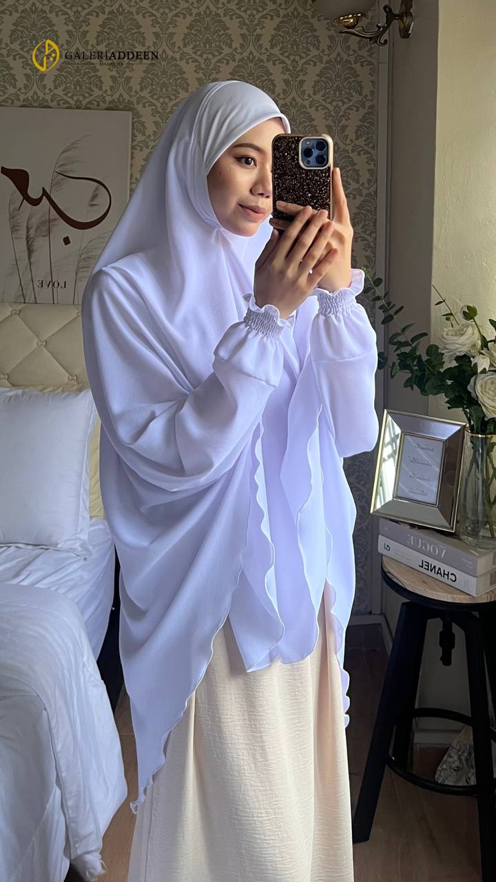 Khimar Imane berlengan with cuff in white front deets khimar_bygaleriaddeen